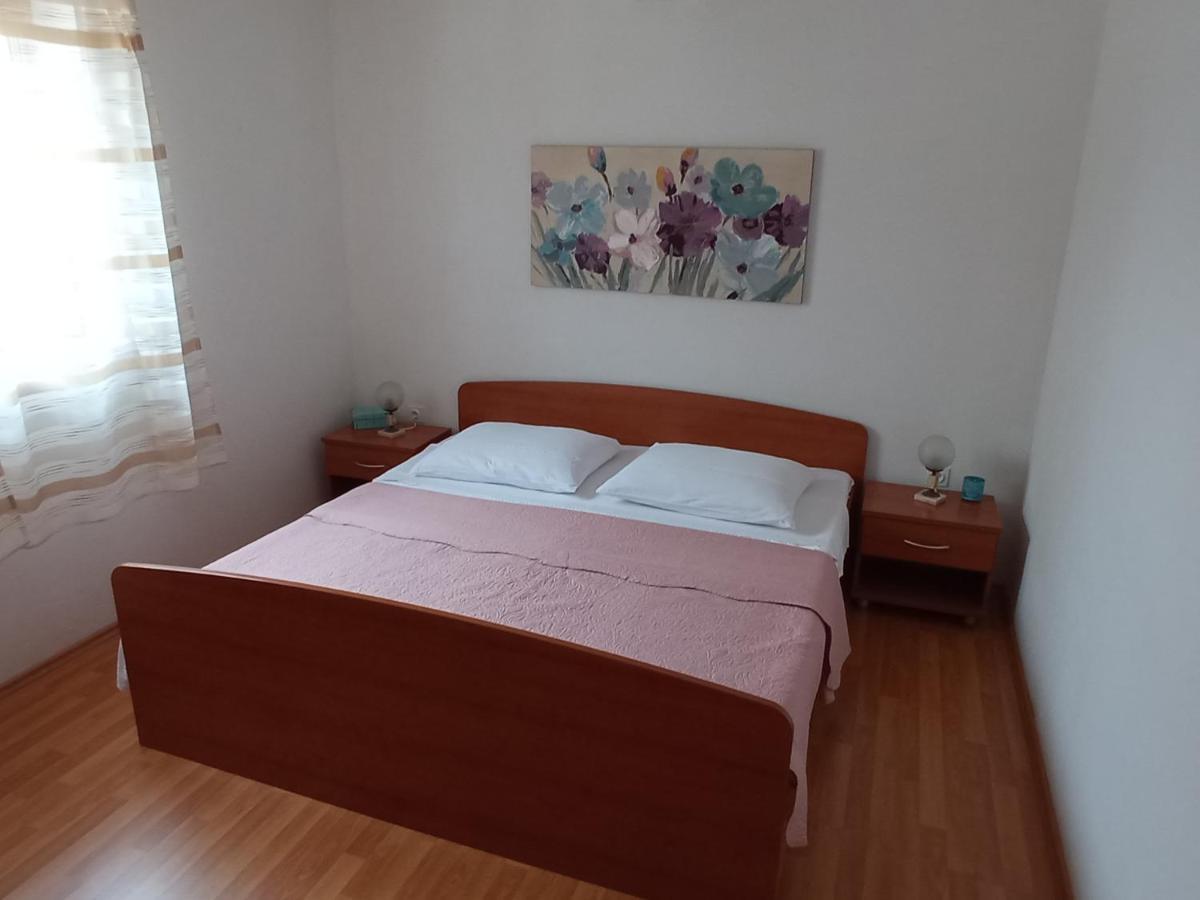 Apartment Viola ซูเปตาร์ ภายนอก รูปภาพ