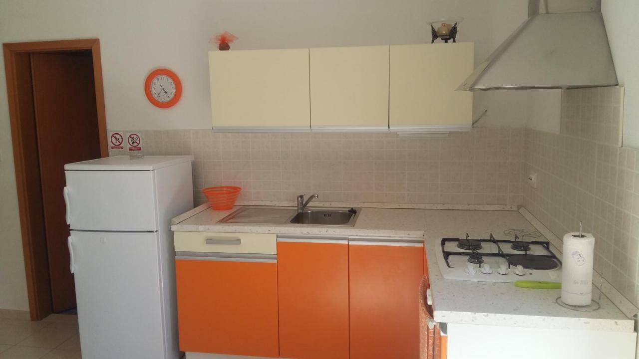 Apartment Viola ซูเปตาร์ ภายนอก รูปภาพ